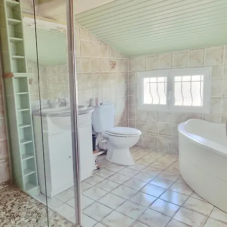 Anthea * Saint-Raphaël