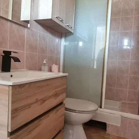 Anthea Saint-Raphaël