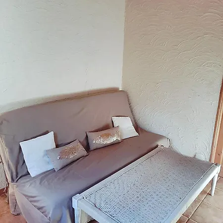 Anthea Saint-Raphaël