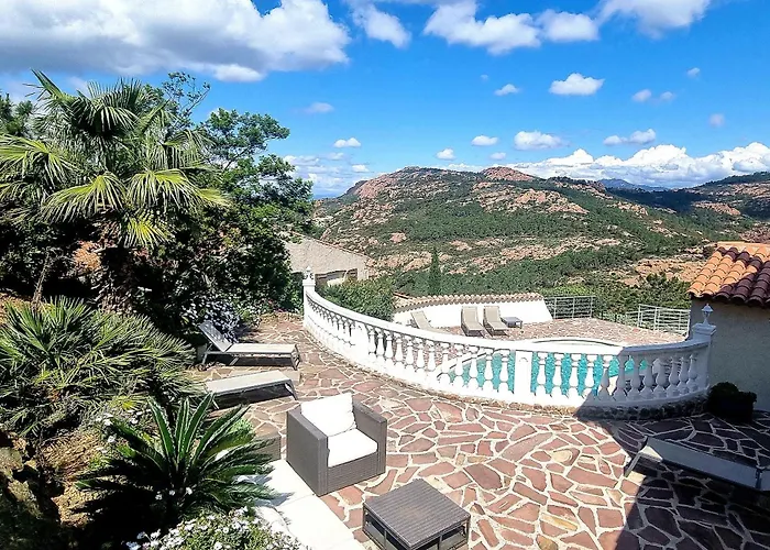 Vila Anthea Saint-Raphaël